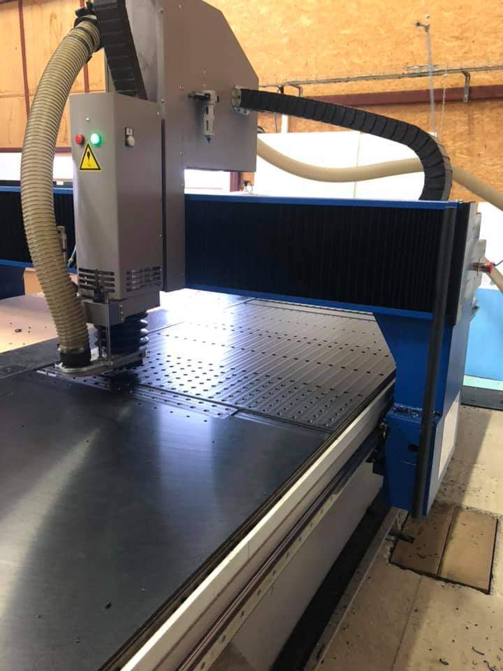 Appareil découpage plastique France